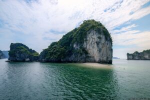 Vịnh Lan Hạ - Cảnh Quan Thiên Nhiên Tuyệt Đẹp