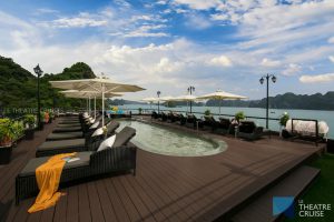 du thuyền Le theatre -vinhlanha.com