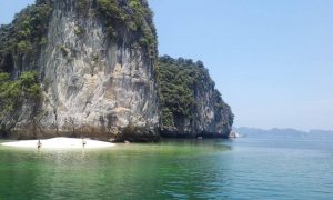 bãi biển vạn bội - vinhlanha.com