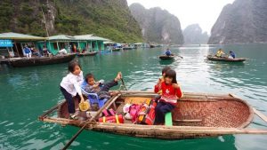 làng chài cửa vạn - vinhlanha.com