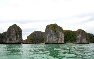 Đảo Ba Trái Đào